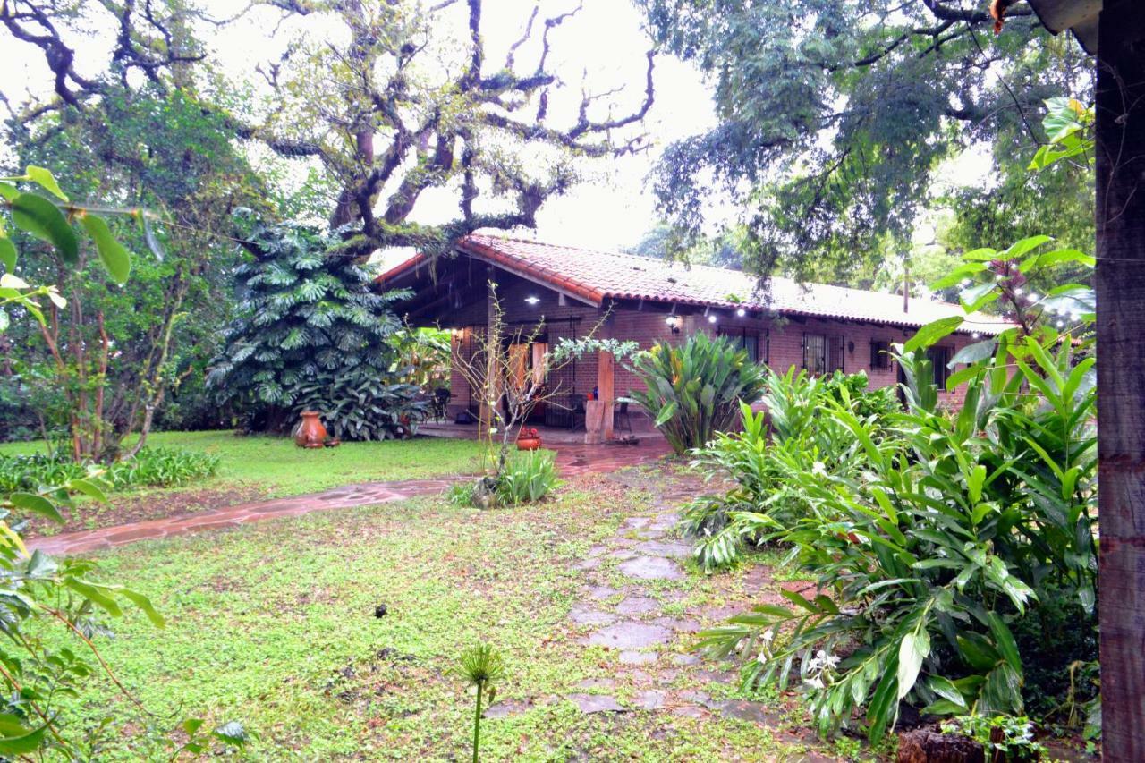Terrazas Del Coya Hostel San Salvador de Jujuy Bagian luar foto